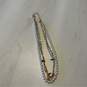 💙Gold and Pearl necklace